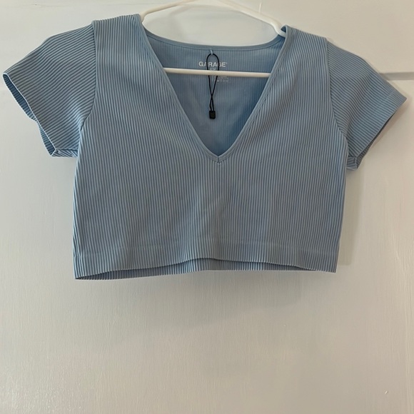 Garage blue cropped v-neck - Picture 1 of 2